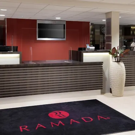 Ramada By Wyndham East 4*