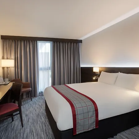 Ramada By Wyndham East 4*