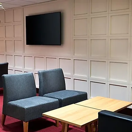 Ramada By Wyndham East Hotel