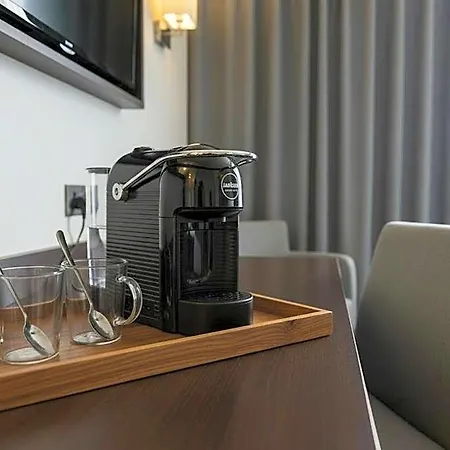Ramada By Wyndham East Hotel