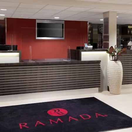 Ramada By Wyndham East 4*