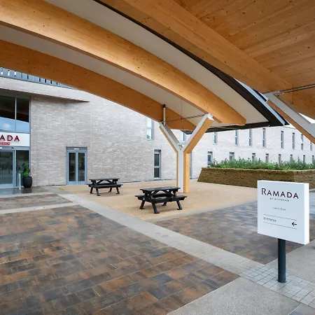 Hotel Ramada By Wyndham East Leeds (West Yorkshire)
