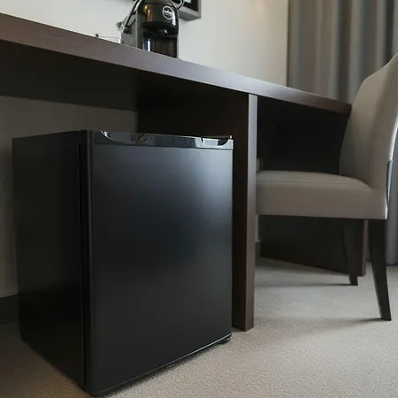 Ramada By Wyndham East Hotel 4*