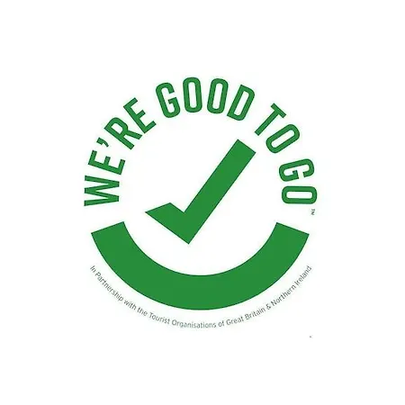 Ramada By Wyndham East Szálloda