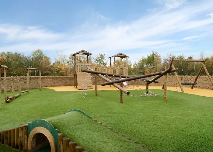 Ramada By Wyndham East 4*